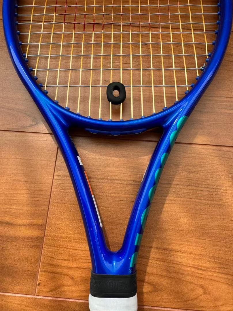（美品） Wilson 硬式テニスラケット ULTRA TOUR 98 V5