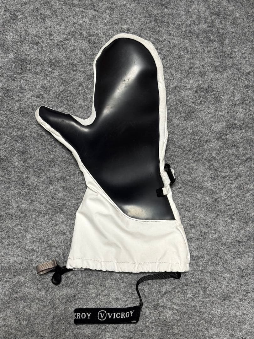 【中古美品】VICROY ビクロイ グローブ Mサイズ