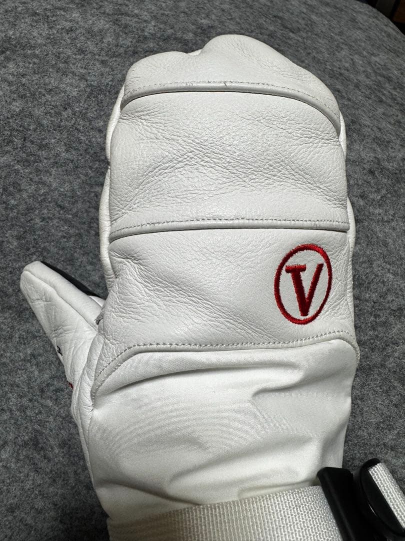 【中古美品】VICROY ビクロイ グローブ Mサイズ