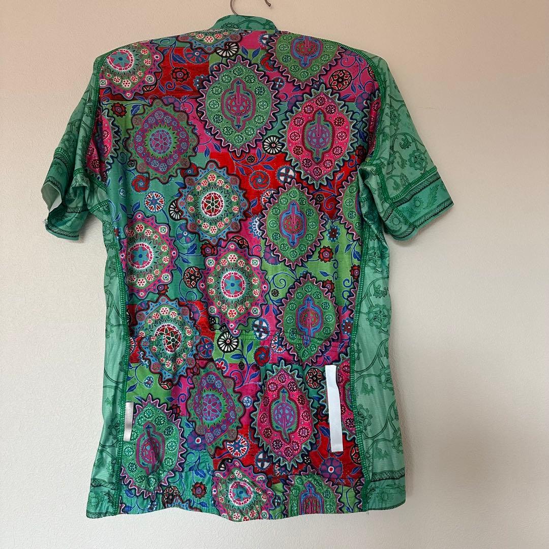 【美品】Cyclology カラフルサイクルジャージ women