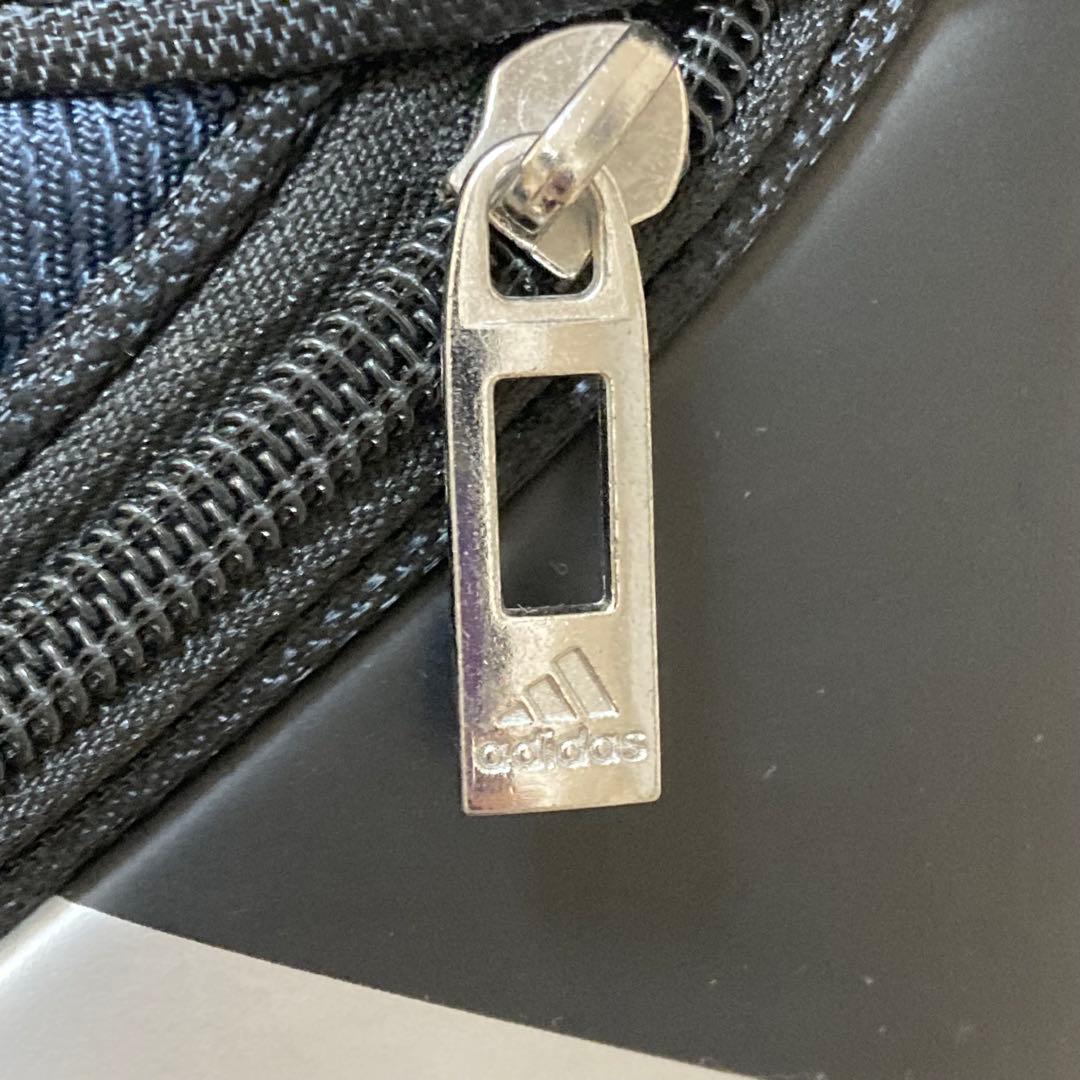 アディダス　adidas ゴルフバッグ・キャディバッグ　5分割　フードカバー付き