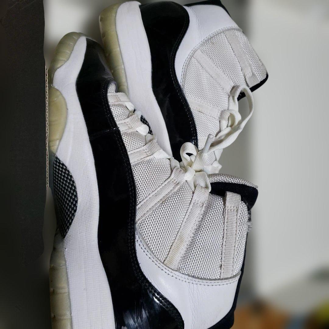 シューズ(女性用) AIR JORDAN 11 RETRO 25cm