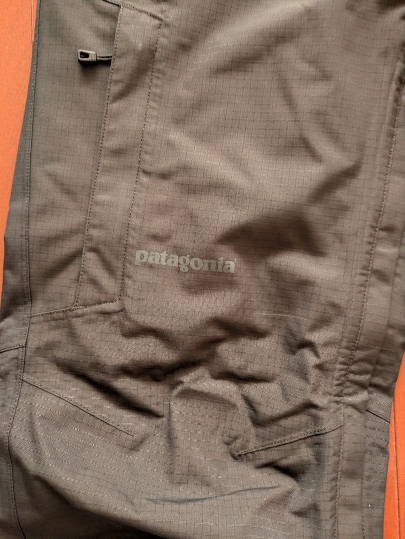 パタゴニア Patagonia スノーパンツ H2NO ブラック