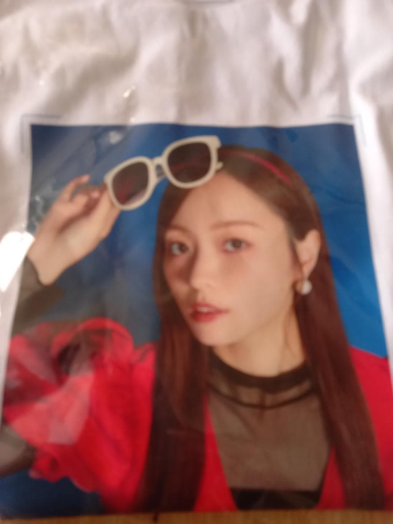 梅卒コン向け！(未開封)梅澤美波フォトTシャツ[S賞乃木坂モバイル] 2025