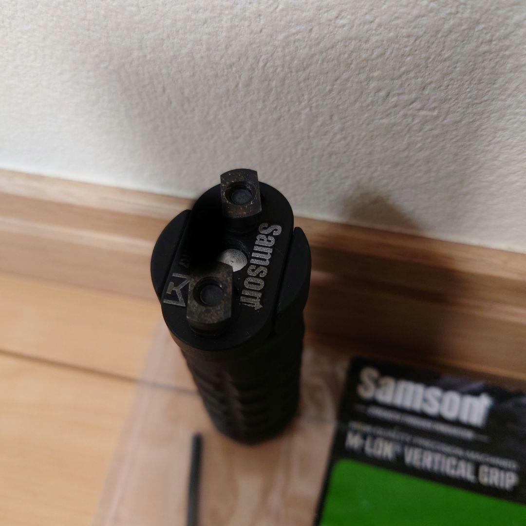 【実物】M-LOK Vertical Grip ブラック