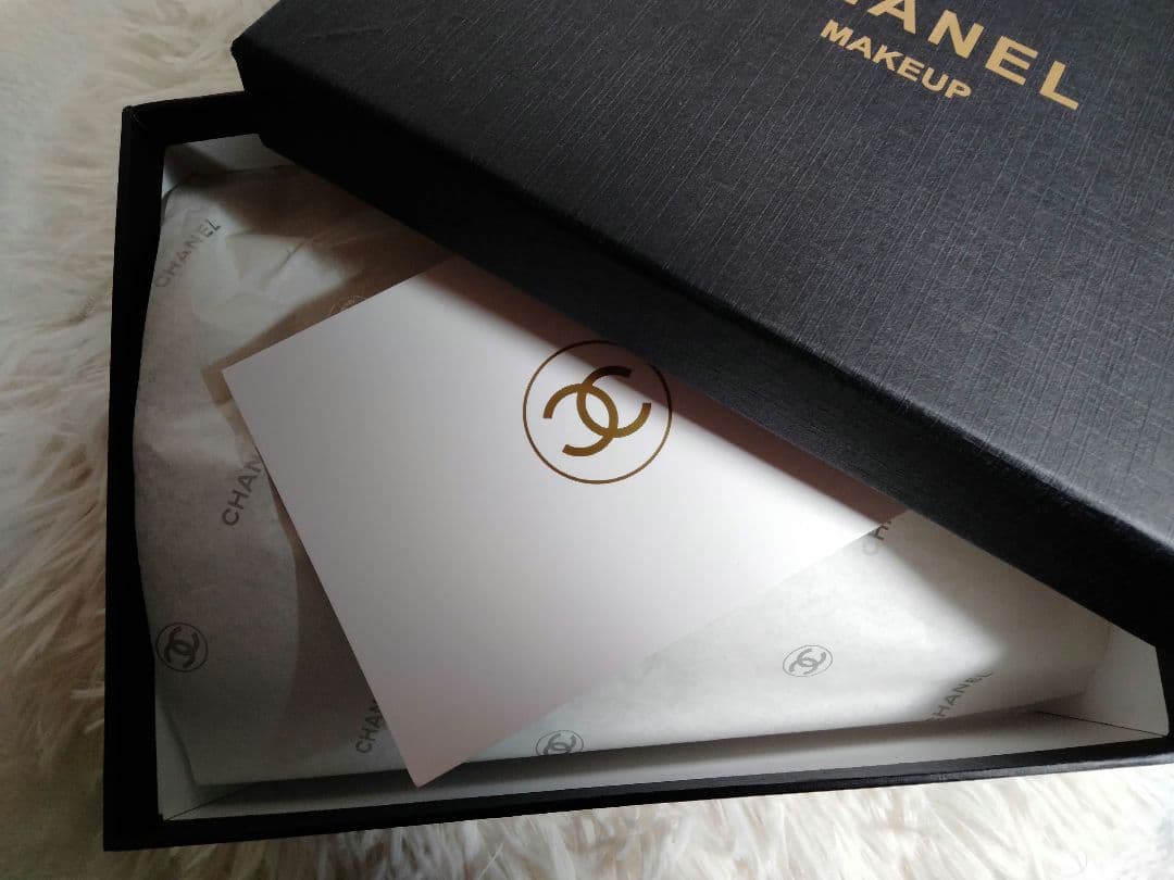 CHANEL　長財布　チェーンウォレット　ショルダー　財布 ノベルティ