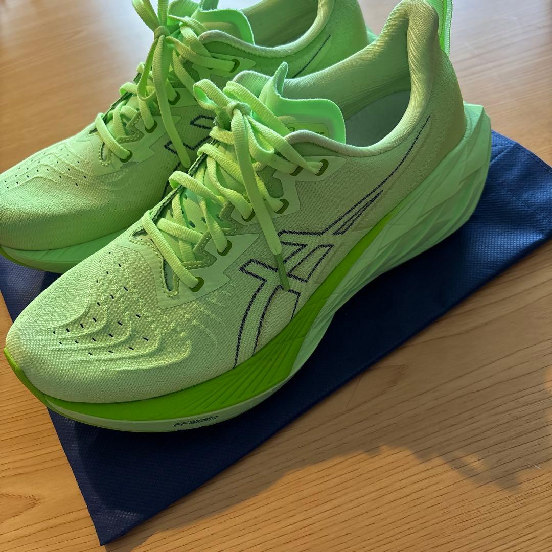 アシックス asics NOVABLAST 4 27.5cm