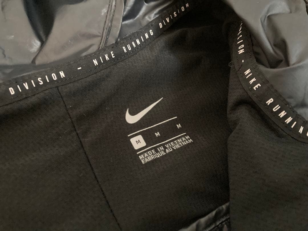 Nike ナイキ ランニング ディビジョン シールド フラッシュ ジャケット