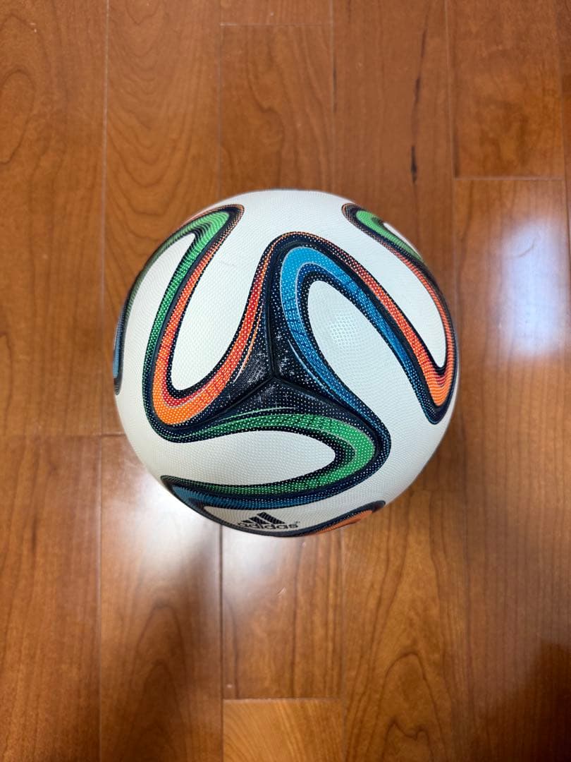 adidas Brazuca ブラズーカ　5号球　公式