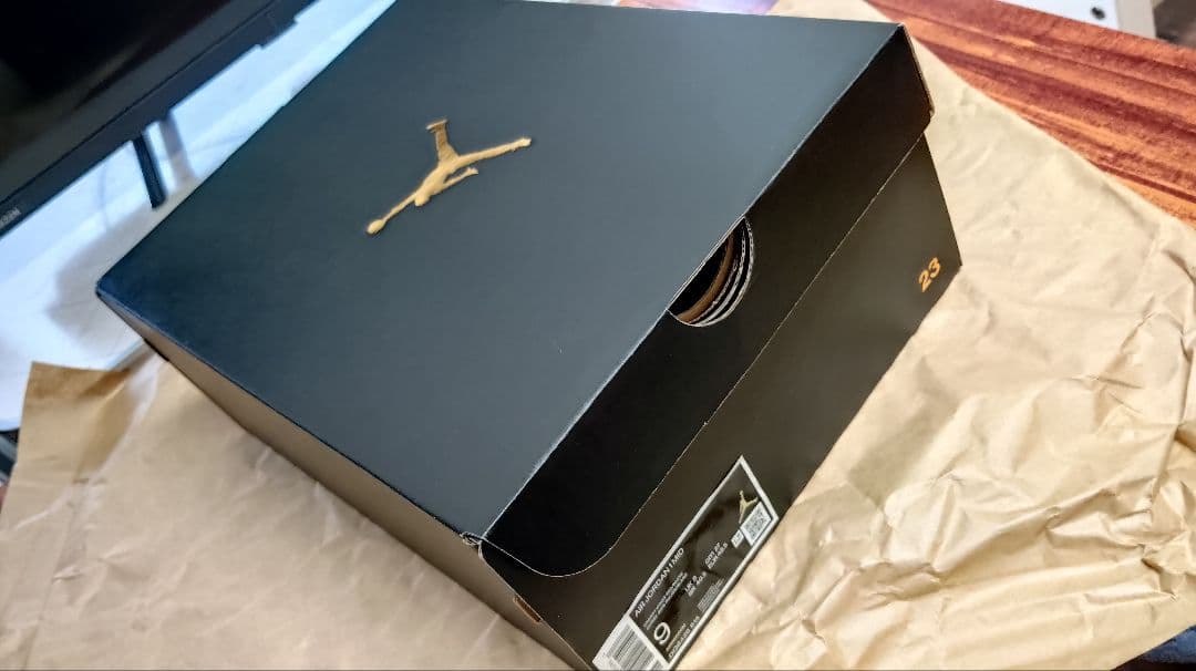 Nike Air Jordan 1 バーガンディ/グレー