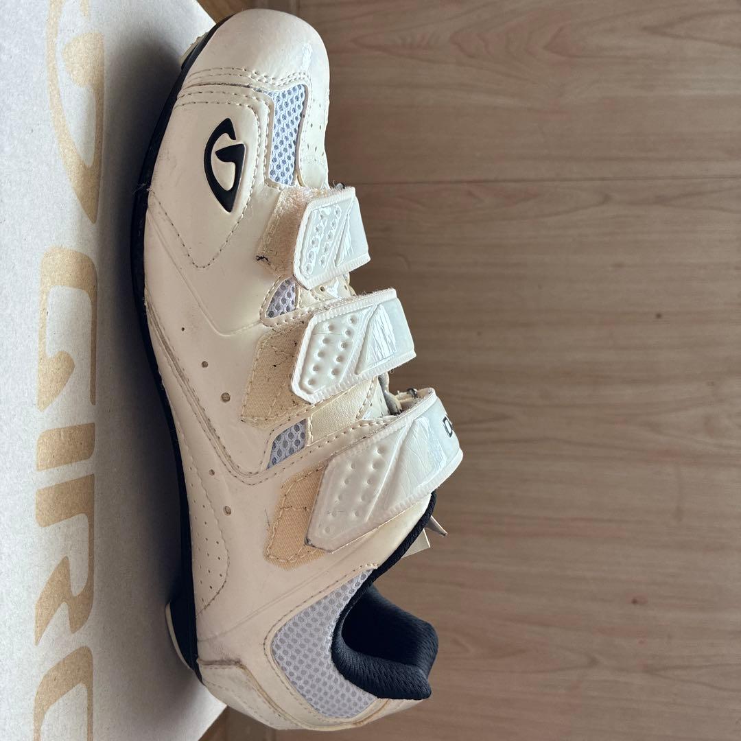 GIRO TREBLE Ⅱ 26センチ