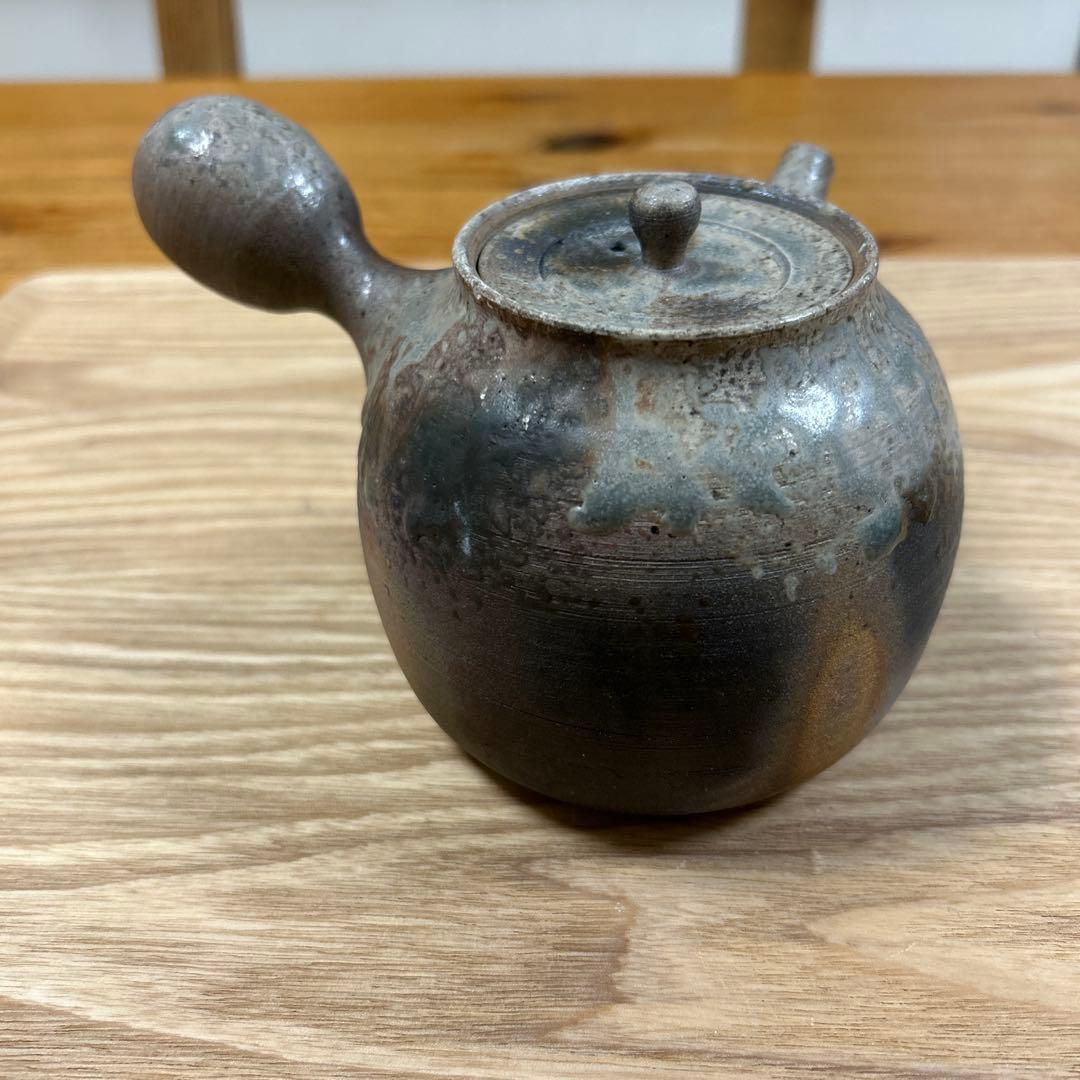 作家　陶芸作家　焼き〆　急須　取手がコロンと可愛い急須　工芸品