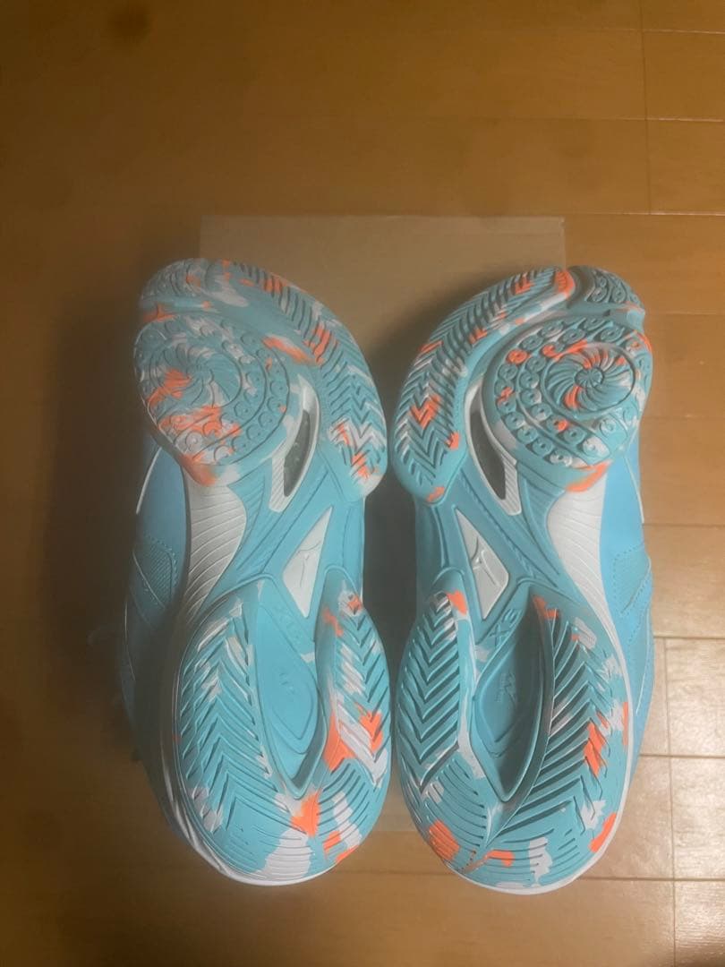 ミズノ　waveclaw 2fit 27cm 新品