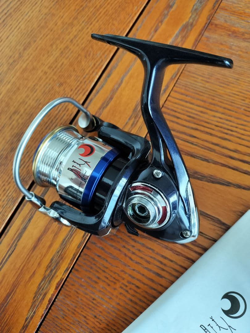 DAIWA 月下美人 2004 (MX2004ボディ) 、スプール２個