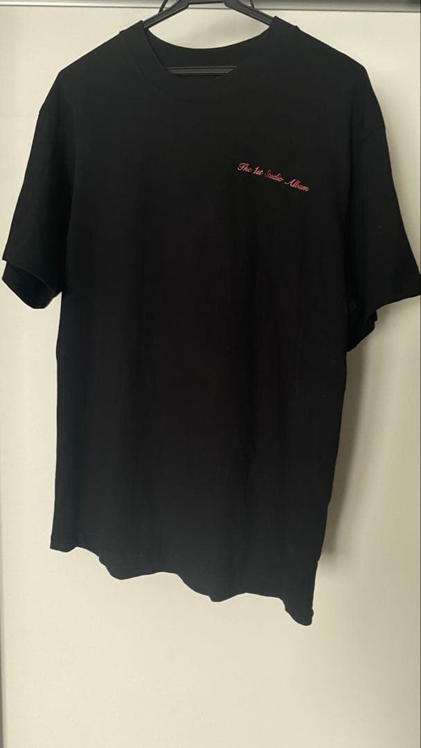 JENNIE ジェニ RUBY Tシャツ BLACKPINK