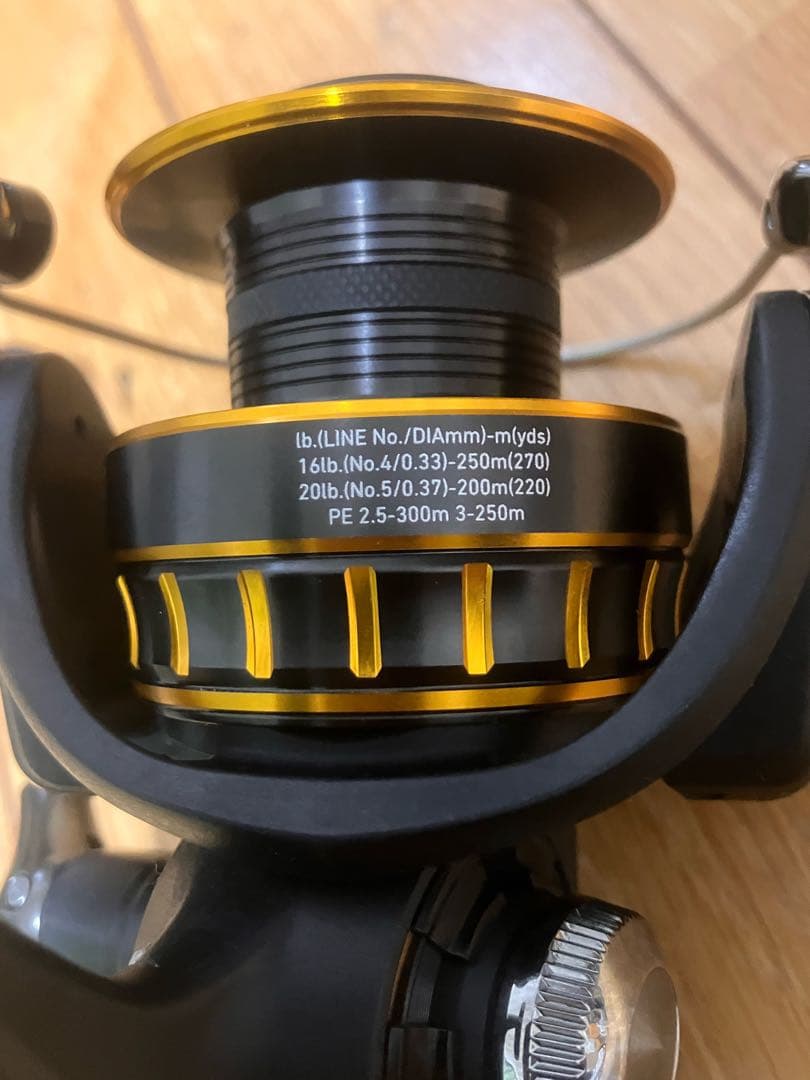 Daiwa 16 BG 4000 スピニングリール