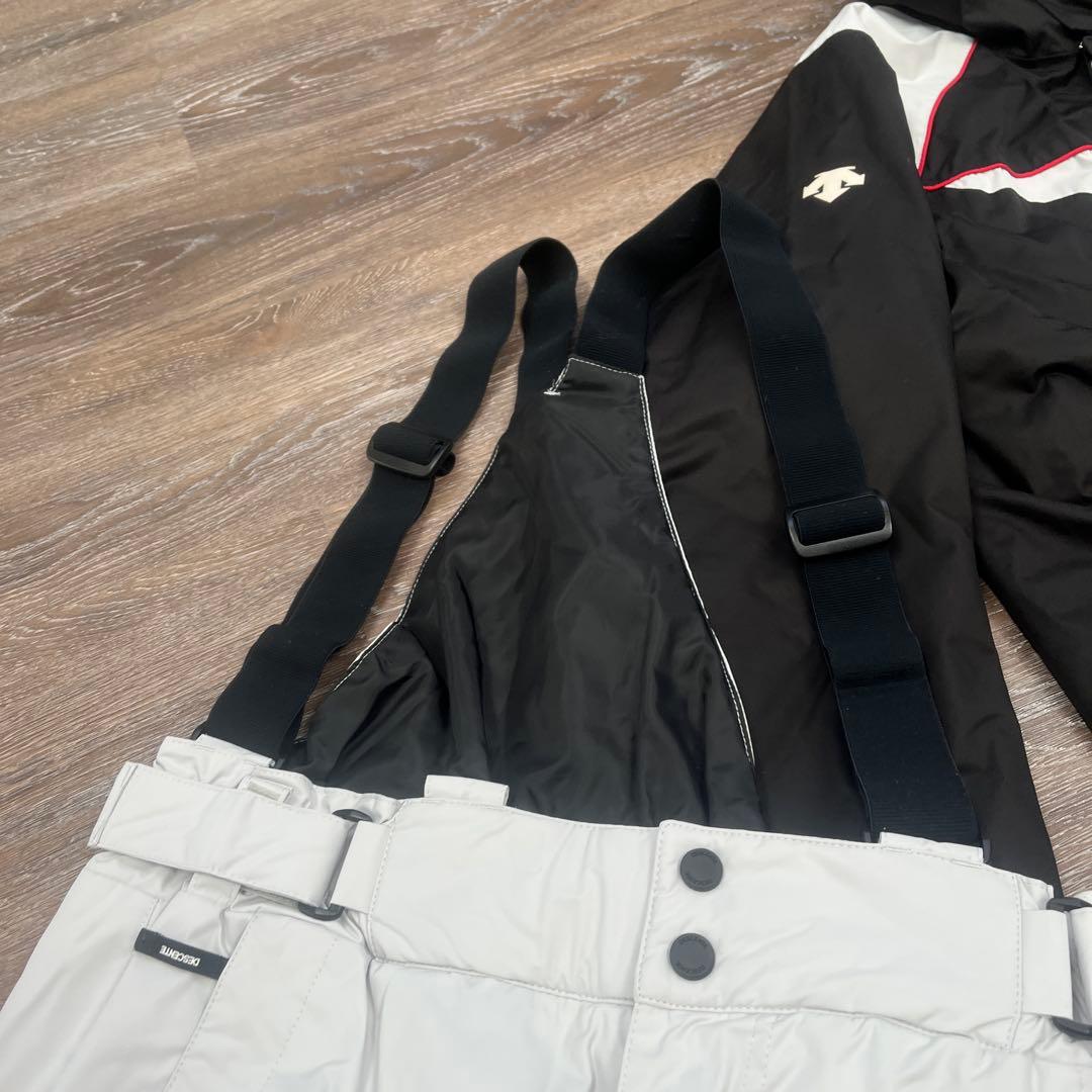 DESCENTE デサント セットアップ　上下　スキーウェ男性　メンズ　xo