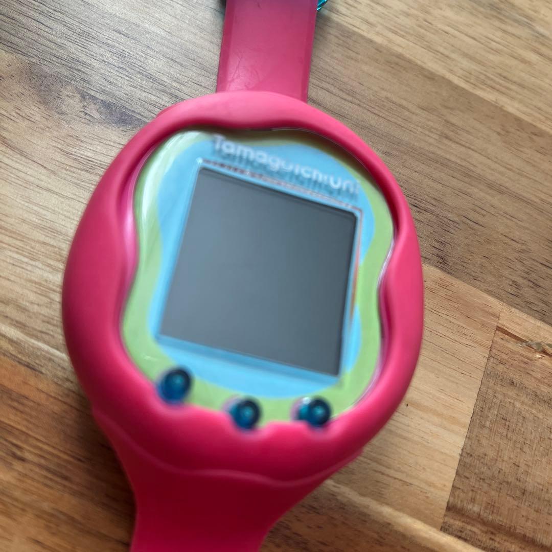 Tamagotchi uni 腕時計型おもちゃ ピンク