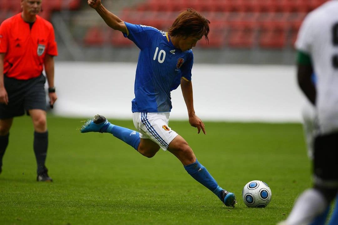 08-09 日本代表　中村俊輔　アディダスオフィシャル　オーセンユニフォーム