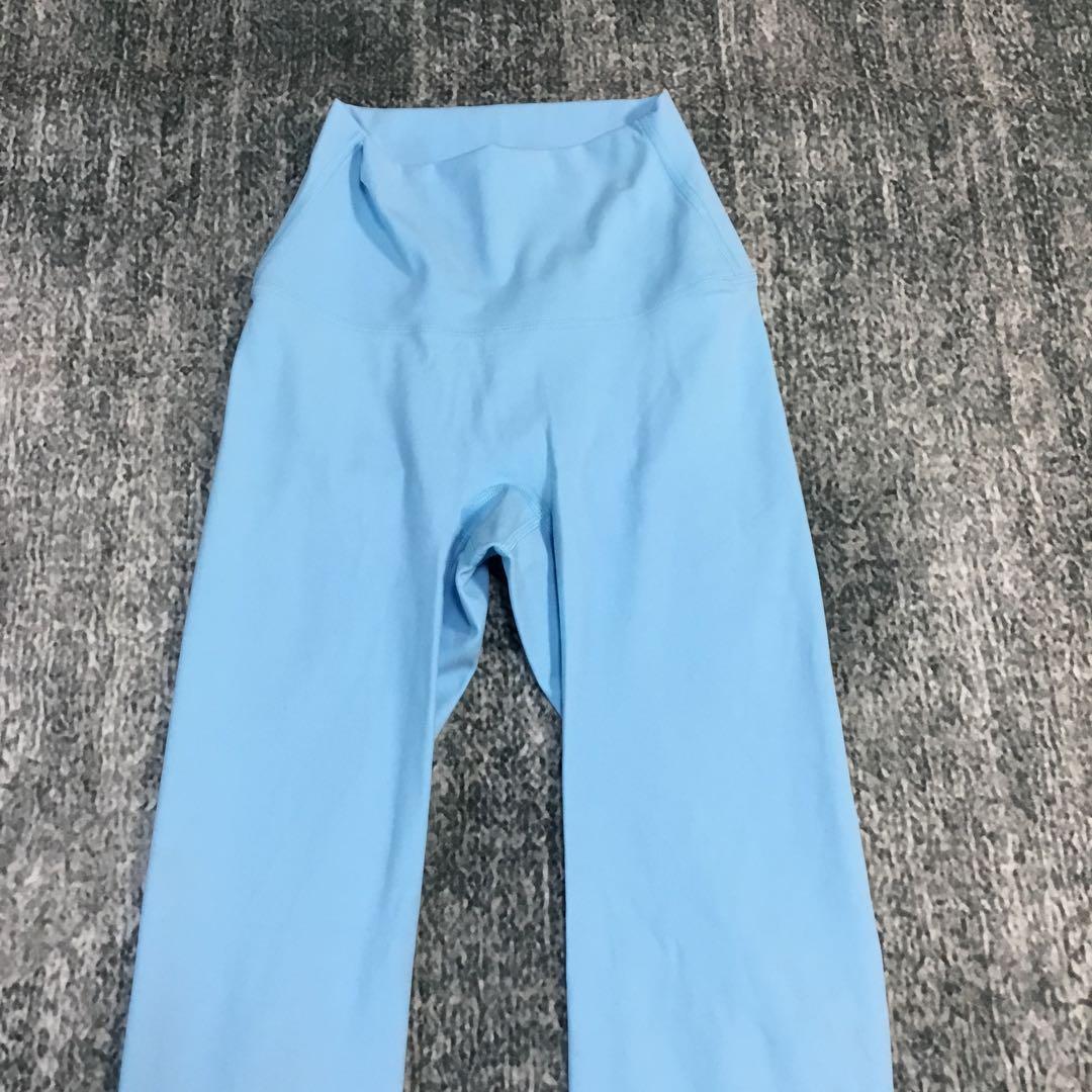 新品☆ LULULEMON 水色 ハイウエスト ヨガパンツ サイズ2