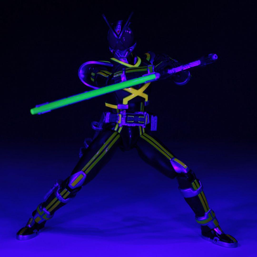 S.H.Figuarts 仮面ライダーカイザ GLOWING STAGE SET