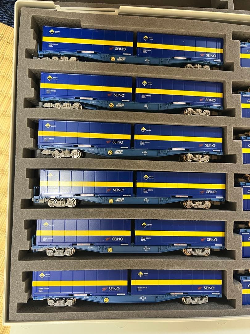Nゲージ　西濃運輸　カンガルーライナーSS60再現編成セット(全車TOMIX)
