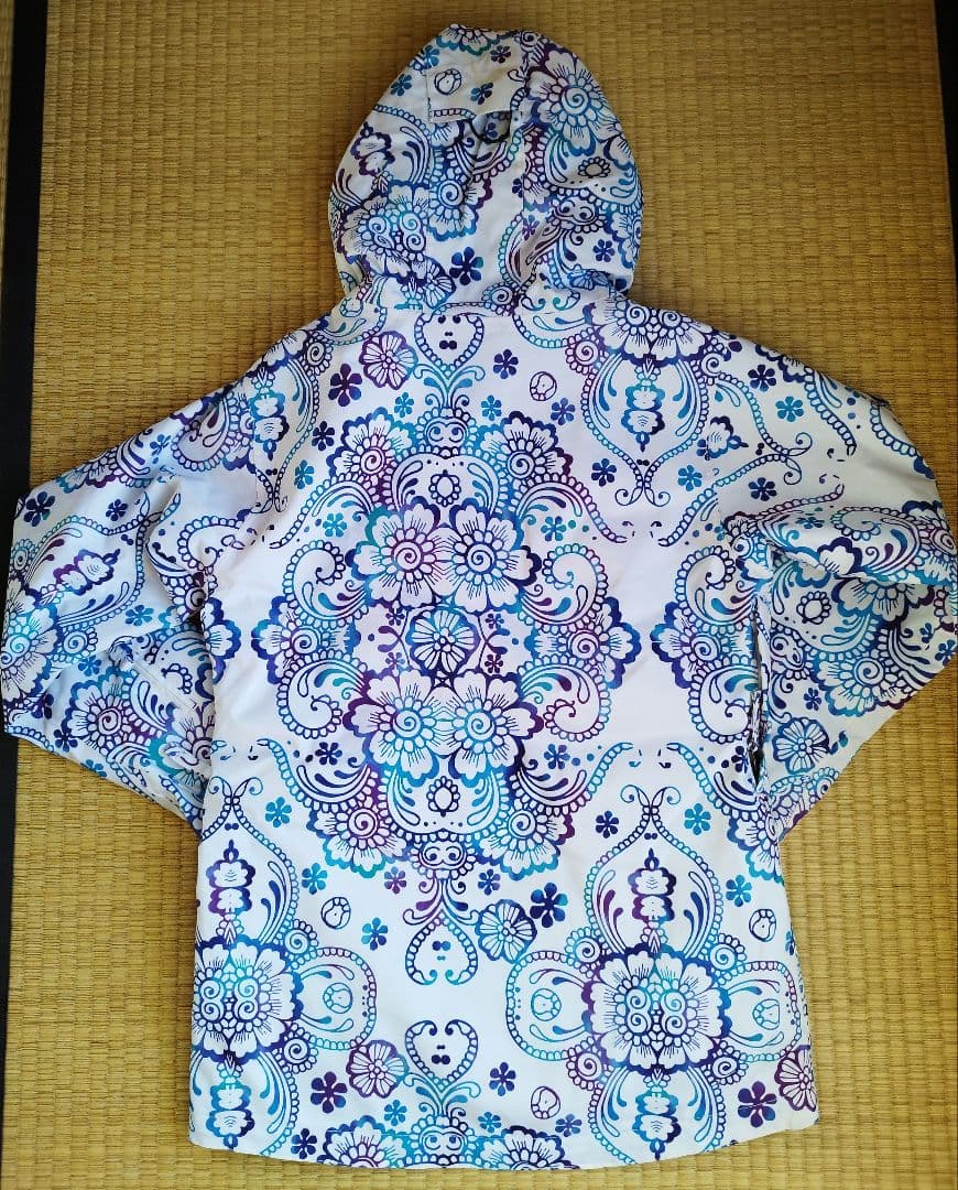 「新品」レディース　スノージャケット　S
