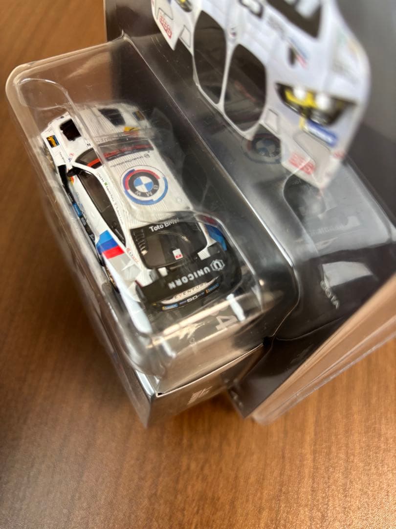mini gt 1/64  M4 GT3 ♯7 SUPER GT 2022