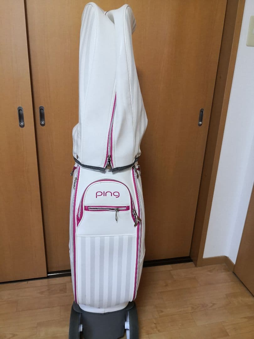 希少 レア⛳️新品 PING ピン キャスター付きキャディバッグ　ピンク
