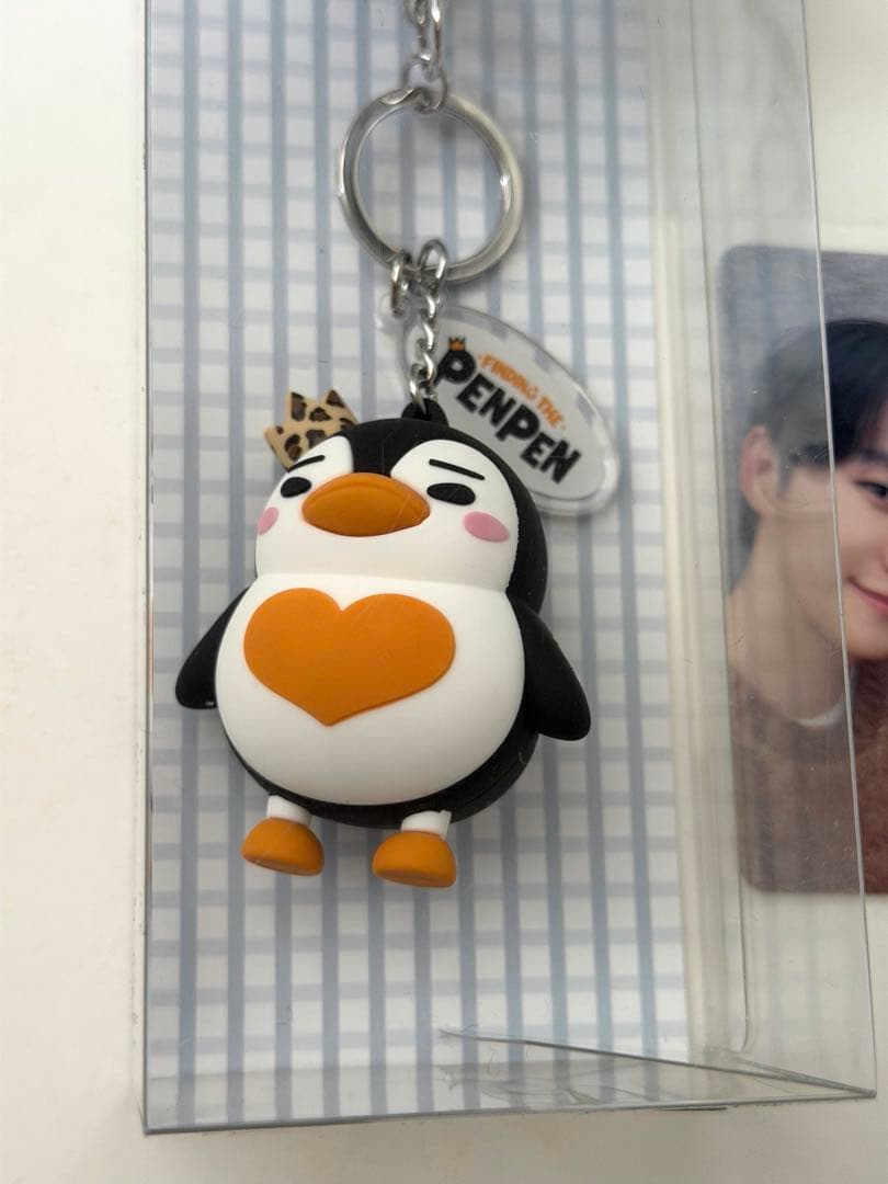 アイドル LEE JUNHO PVC FIGURE KEYRING