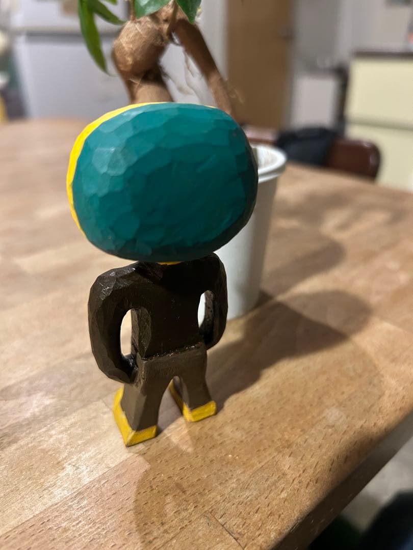 木製キャラクター像　ラスタマン　約10cm