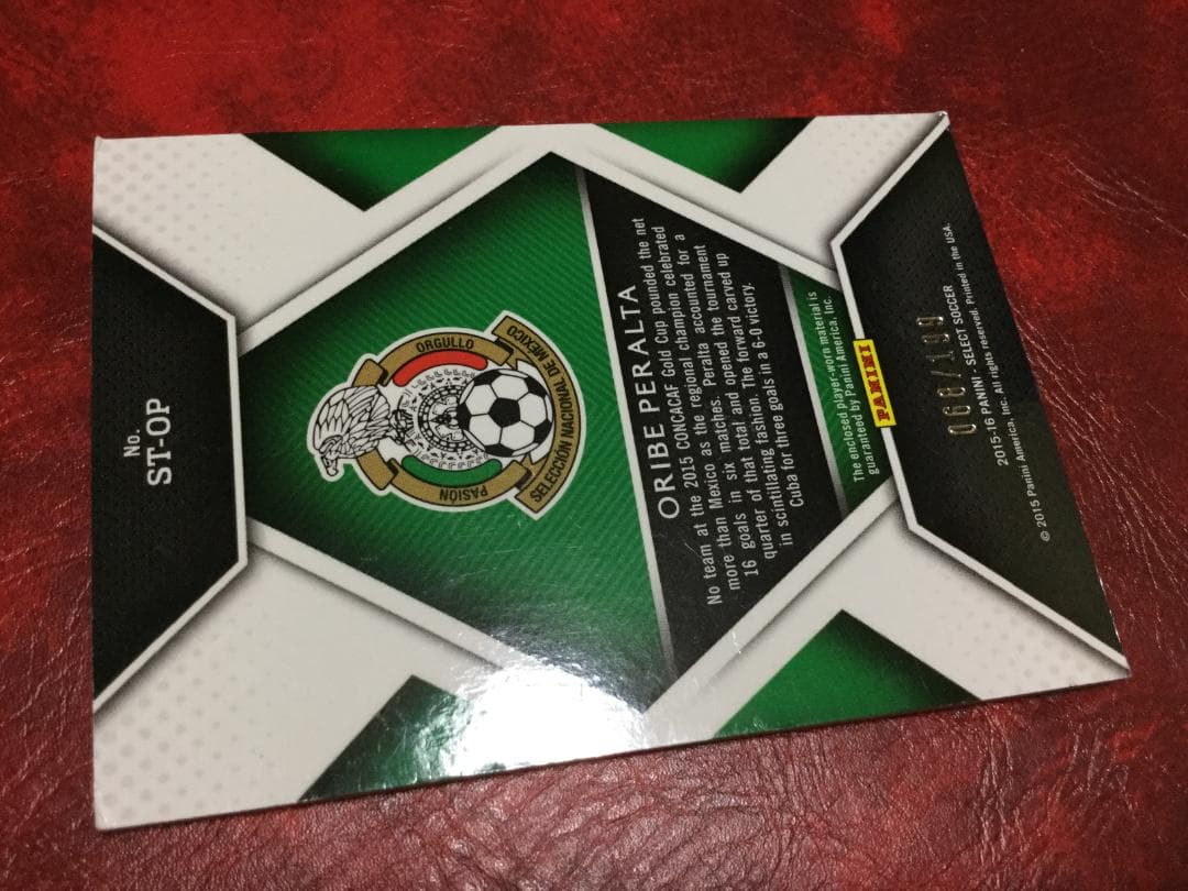 ORIBE PERALTA メキシコ　サッカーカード　枚数限定シリアル入りトレカ
