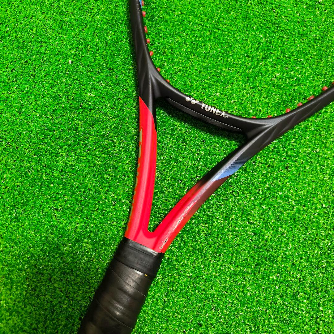 YONEX VCORE 100 テニスラケット スピン