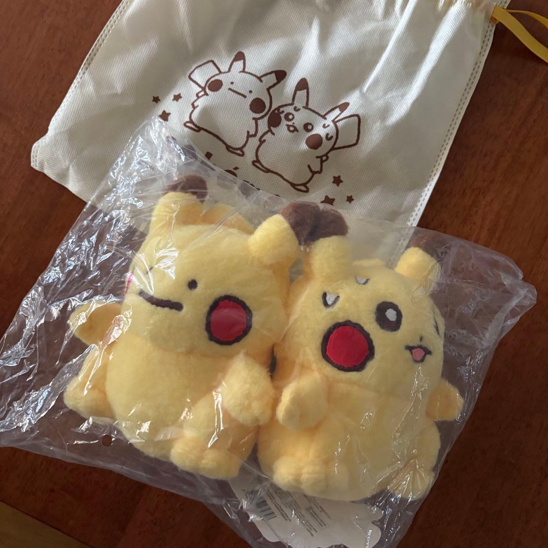 韓国限定 メタモンは変身中　ピカチュウ　メタモン　ぬいぐるみ　事前予約限定