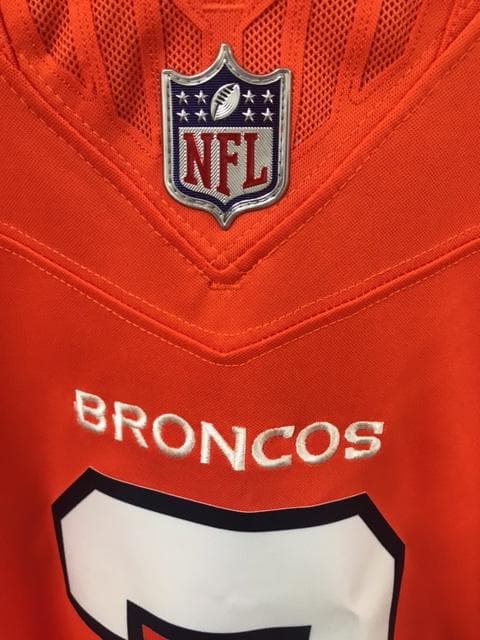シャツ Denver Broncos NFL Jersey Russell Wilson