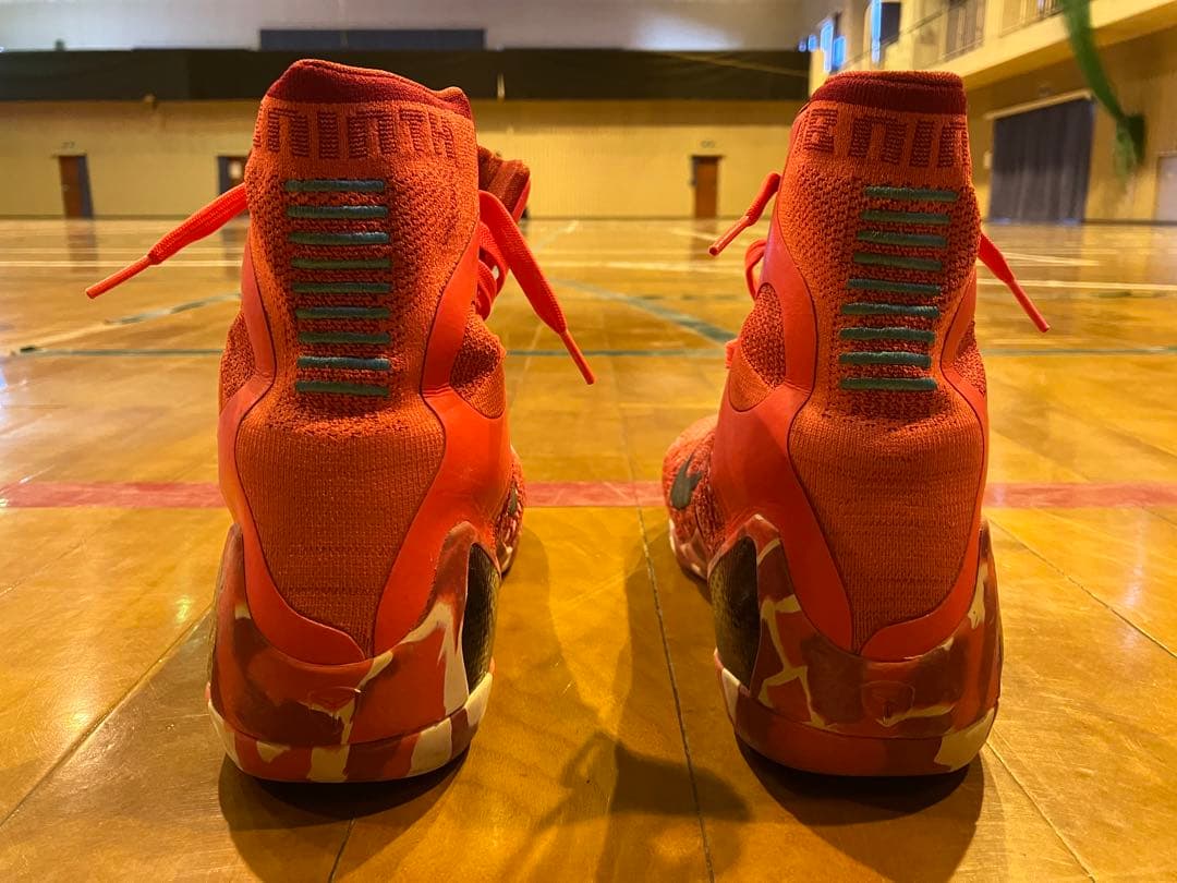 Nike Kobe 9 Elite “Christmas”