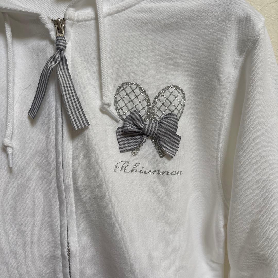 Rhiannon ホワイトジャージ リボン刺繍パーカー
