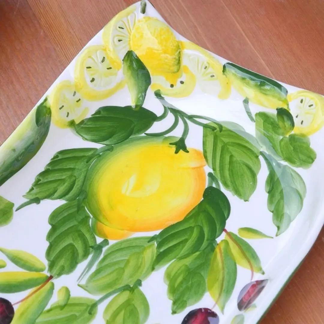 2枚セット　イタリア製 陶器　洋食器　 レモン浮き彫り　パスタ サラダ パン