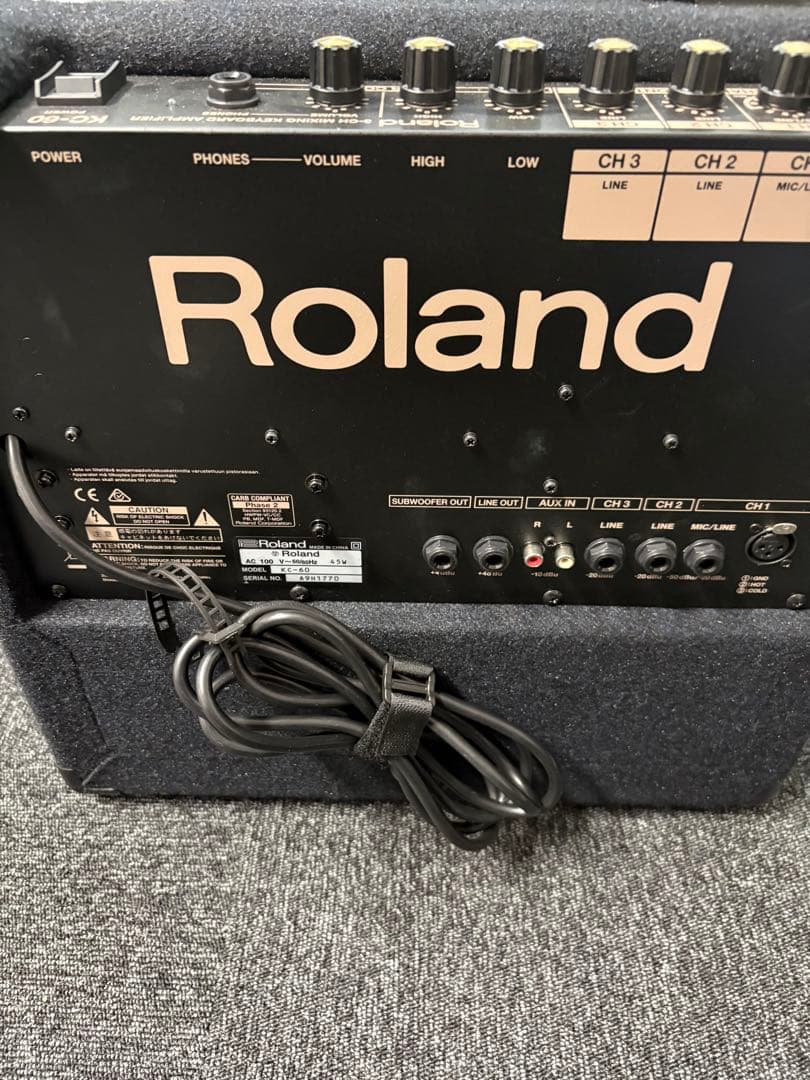 Roland KC-60 キーボードアンプ