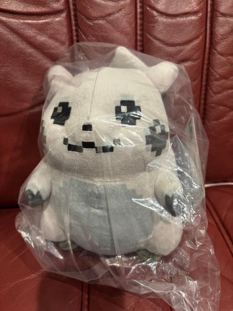 はじまりのピカチュウ ぬいぐるみ　新品