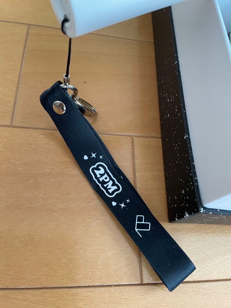 2PM ペンライト 充電ケーブル、ジュノシート2枚、ホルダー付き