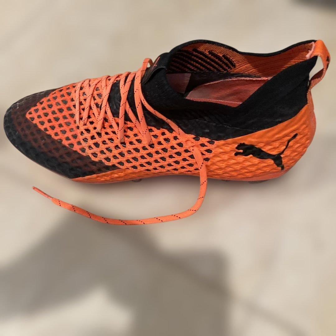 サッカー　スパイク　PUMA 28㎝