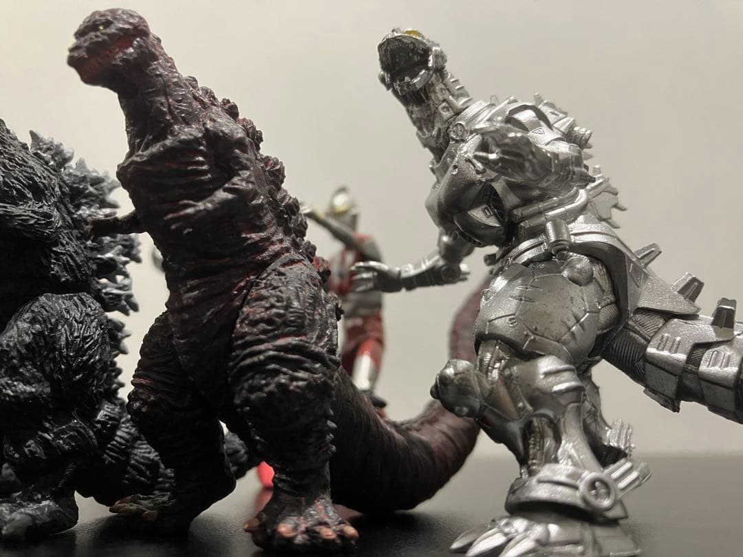 HG ガチャ　ゴジラ　仮面ライダー　ウルトラマン　まとめ売り