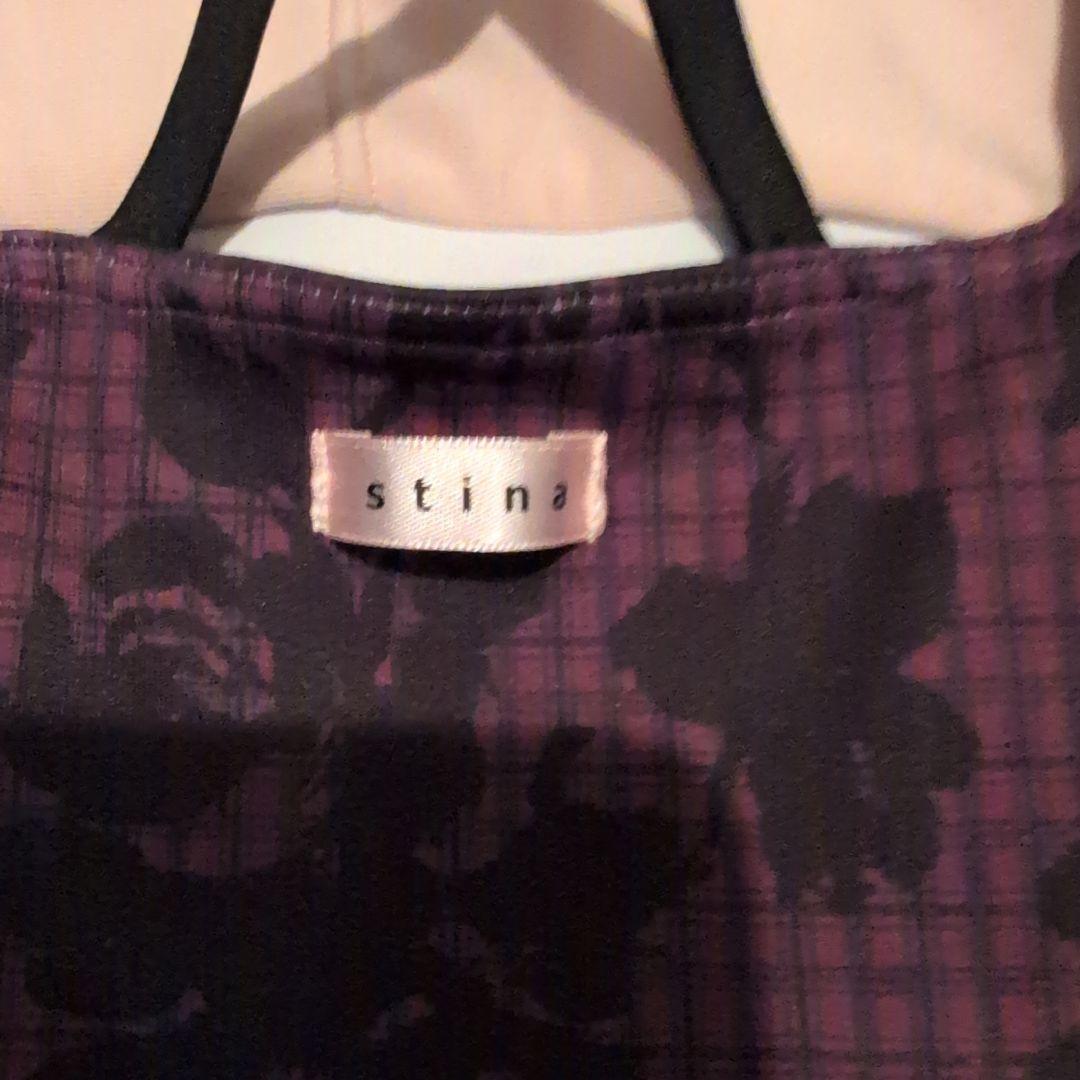 stina バレエレオタード 長袖 紫と黒花柄