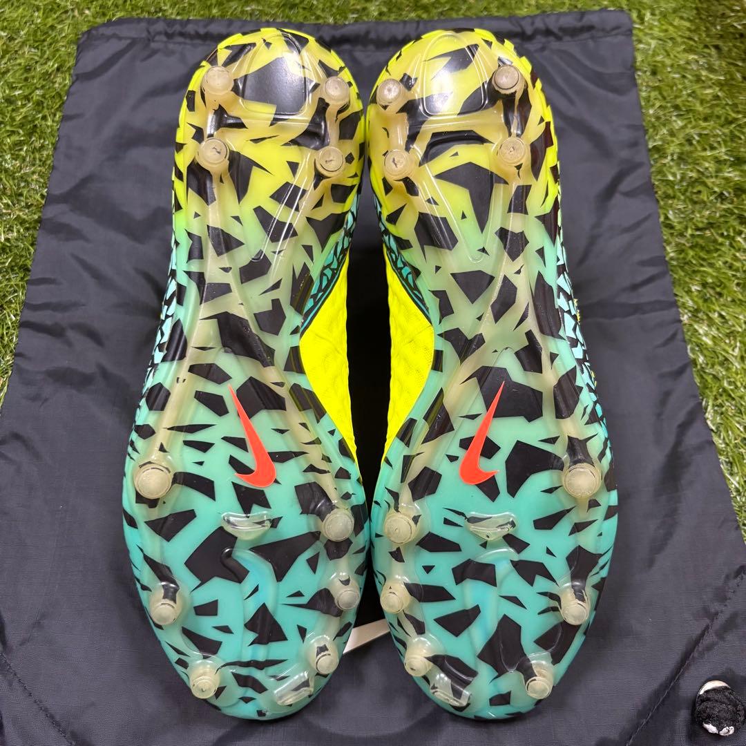 NIKE Hypervenom Phantom Ⅱ FG 26cm