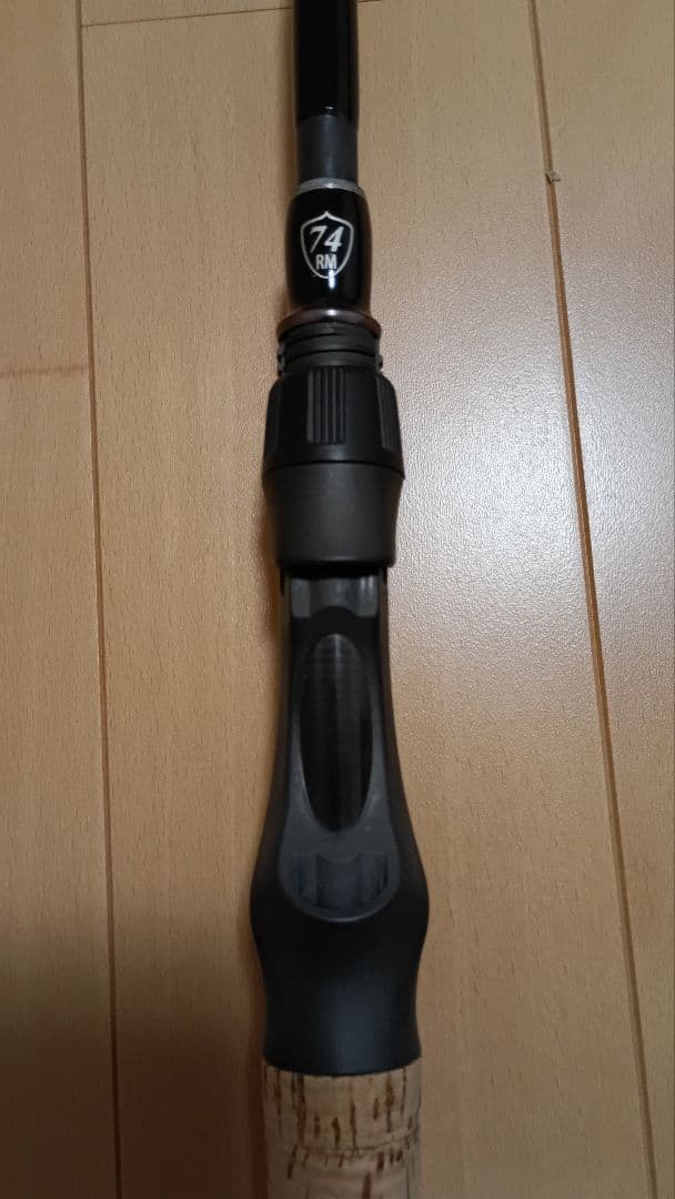 ツララ　モンストロ74　チタンモデル