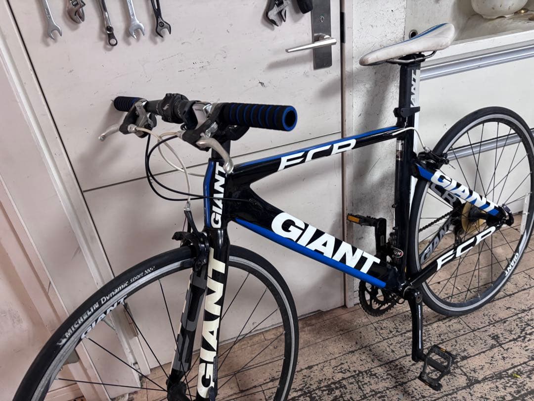 専用フレームセットGIANT-FCR-フラットバーロード ブラック/ブルー