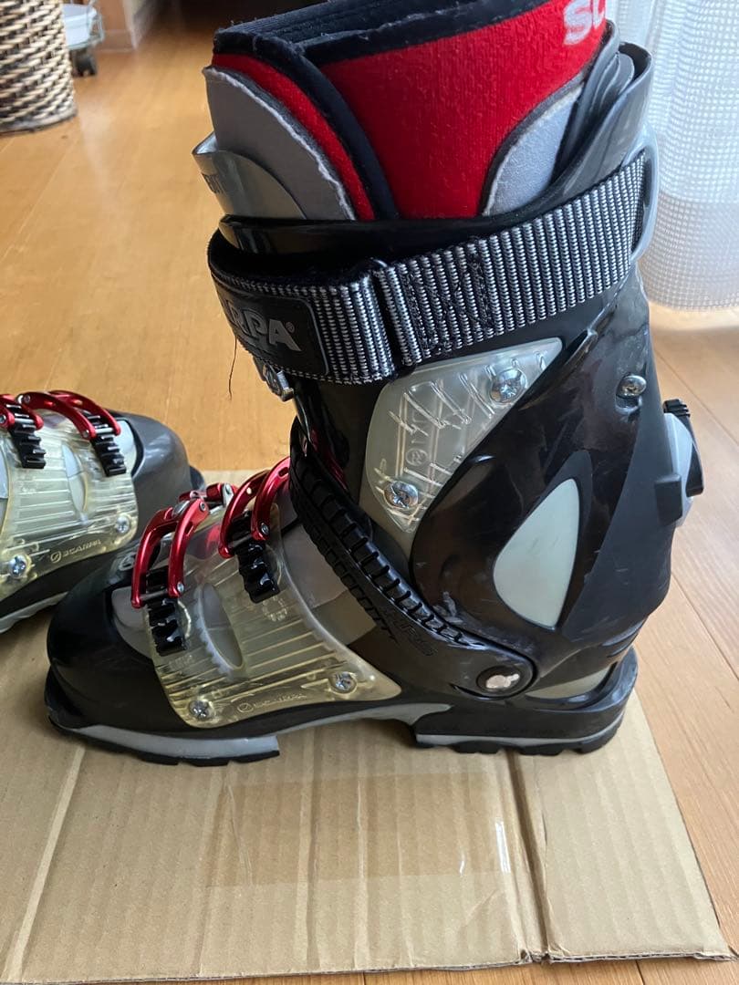 SCARPA Tornado 山スキー靴　バックカントリー　サイズ25.5cm