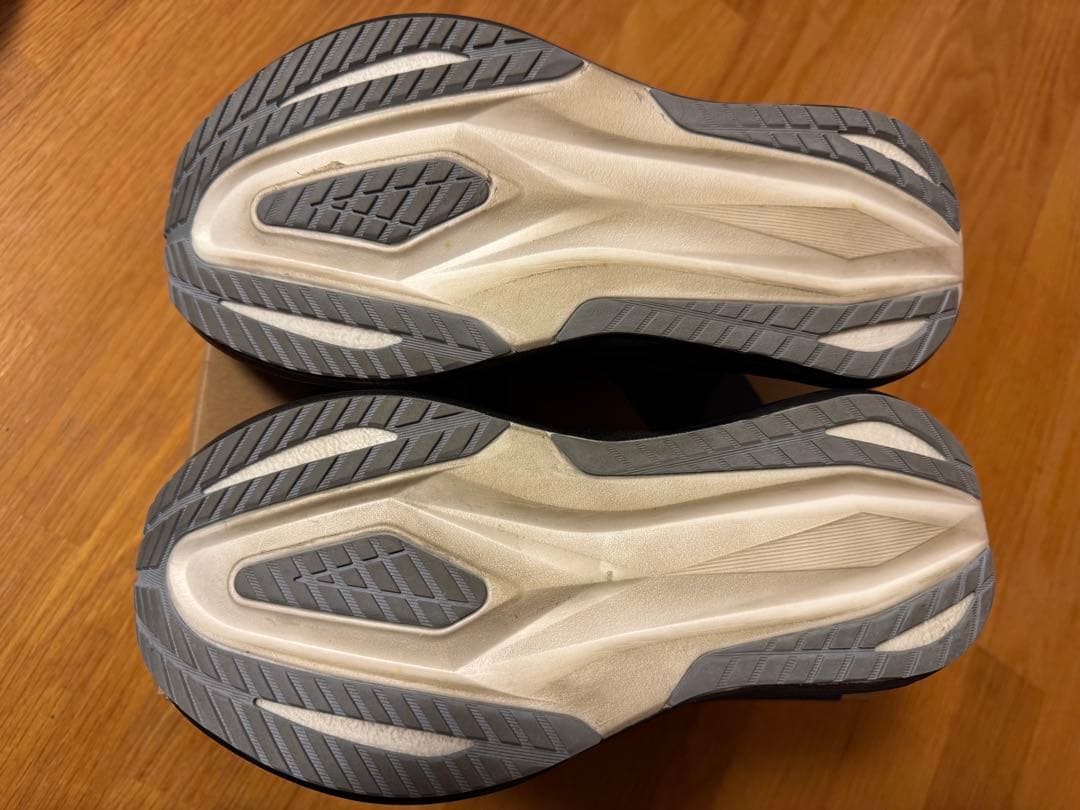asics MEGABLAST (アシックス　メガブラスト)