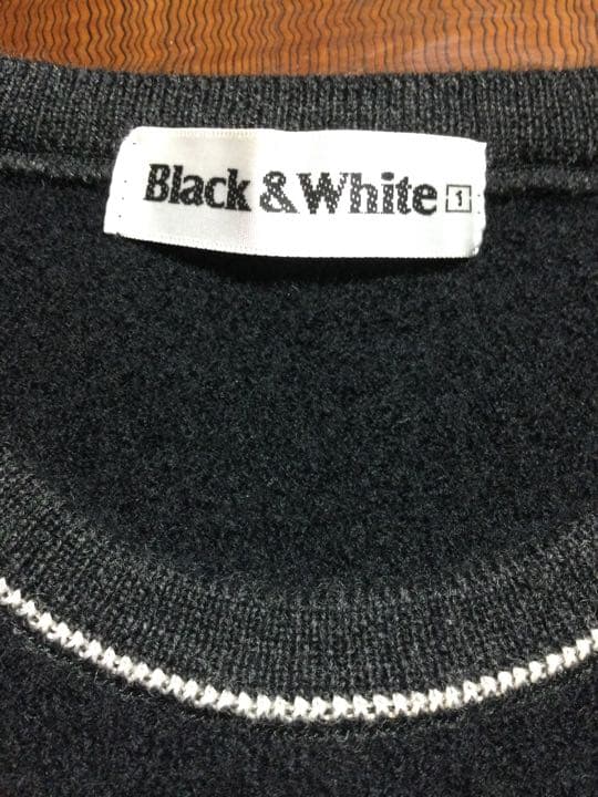 ブラックアンドホワイト　ベスト　新品